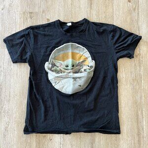 Unisex Top Apparel Black Baby Yoda Tshirt - XL